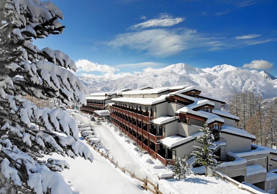 Hotel Sansicario Majestic Cesana Torinese Esterno foto