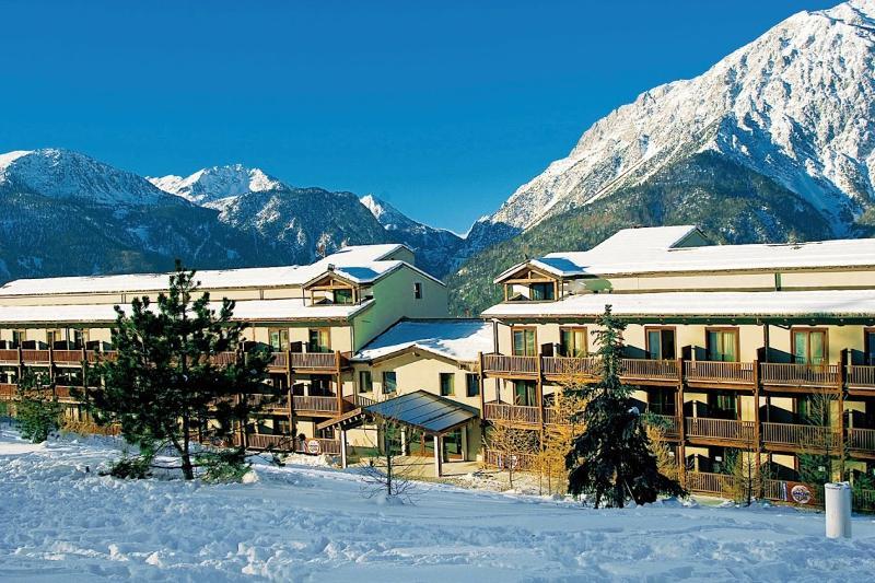 Hotel Sansicario Majestic Cesana Torinese Esterno foto